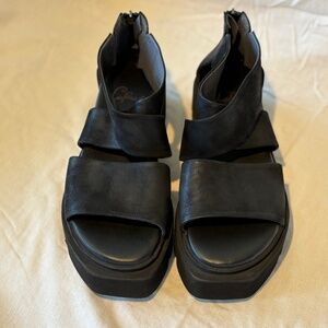 Lofina | Black Leather Strappy Platform Sandals | Wmns Sz 40 EU